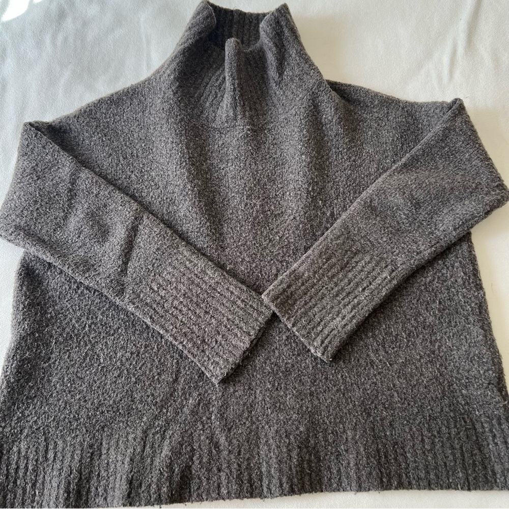 Rachel Zoe sweater